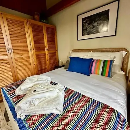 Villa Pico Island *