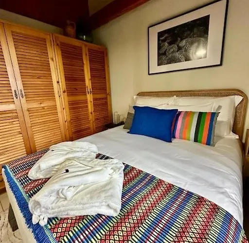 Villa Pico Island 22 - Ocean Front & Unesco Heritage Century-old Grapevines *